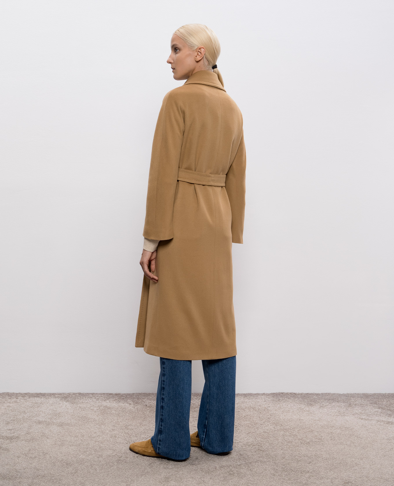 

Beige cashmere puffer coat Heresis