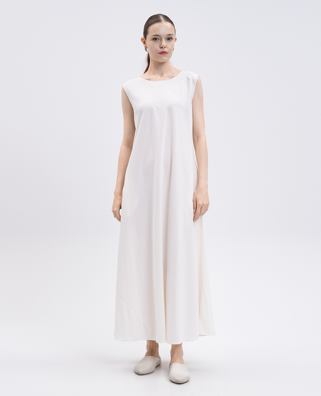 

Nicole white silk dress The Row