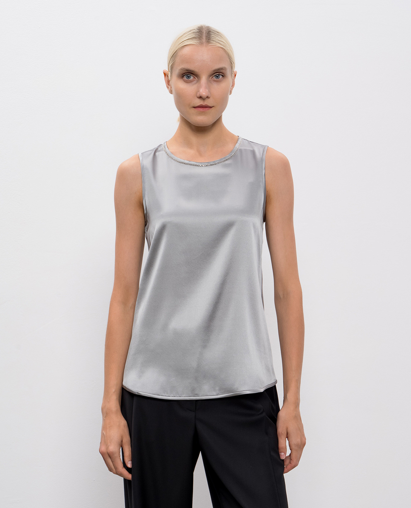 Gray silk top with a fitted bottom Peserico 3