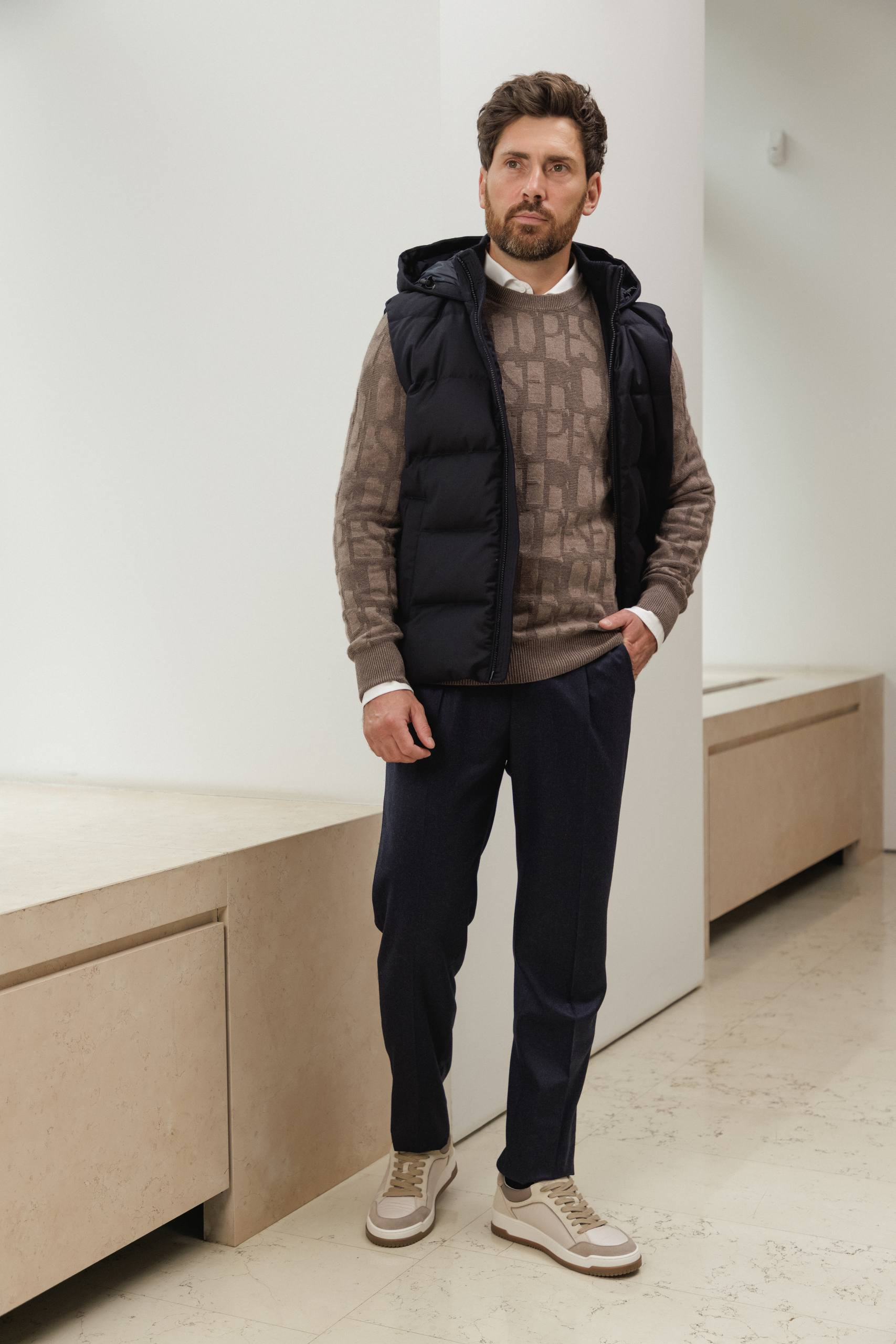 

Brown wool and cashmere patterned sweater Peserico