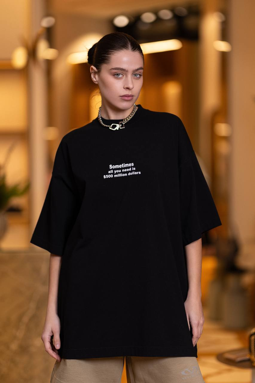 

Black t-shirt with a contrasting print Vetements