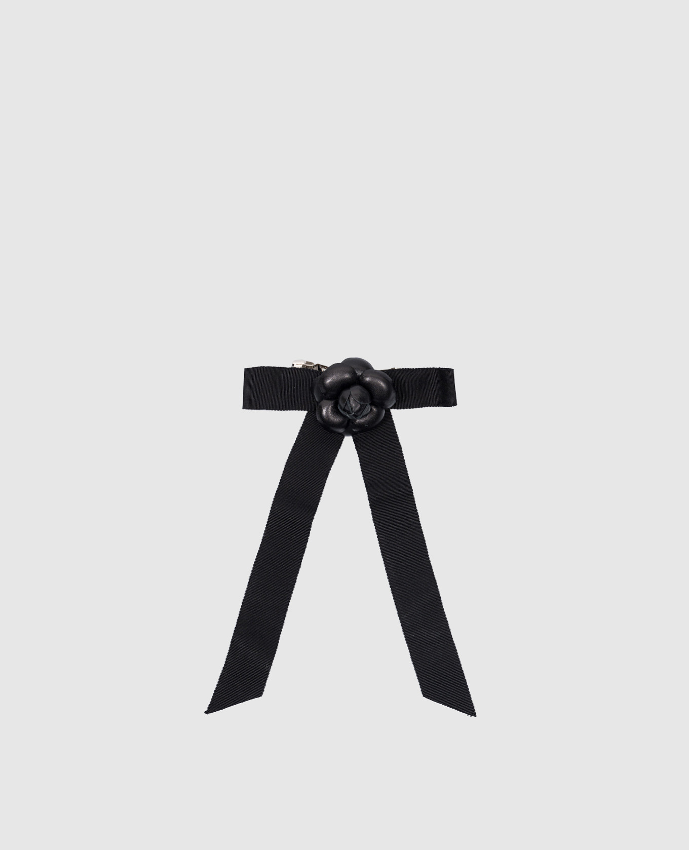 

Black pin Jenna rosette grosgrain petite in the form of a bow with a flower LELET NY