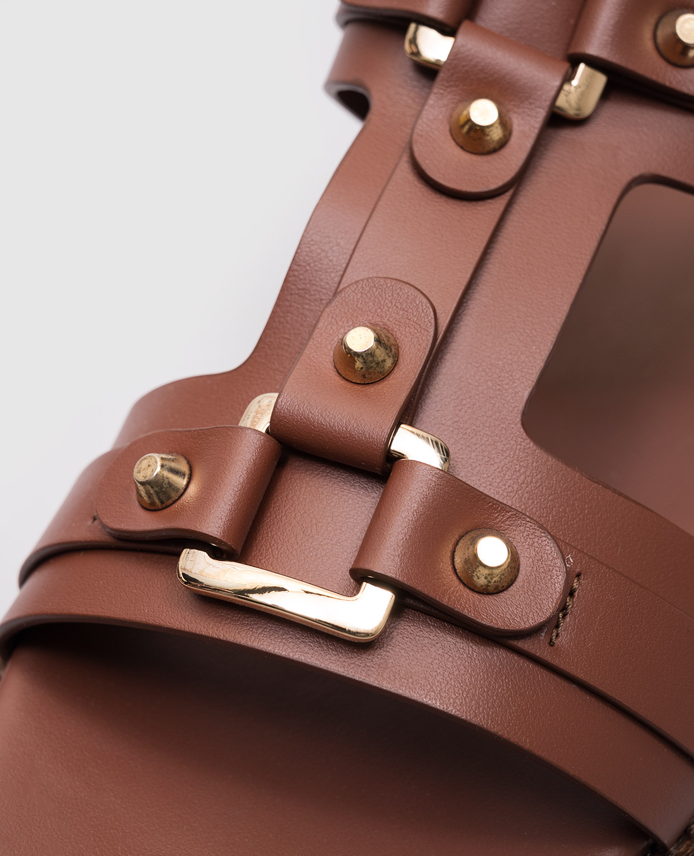 

Brown leather flip-flops with studs Doucal's