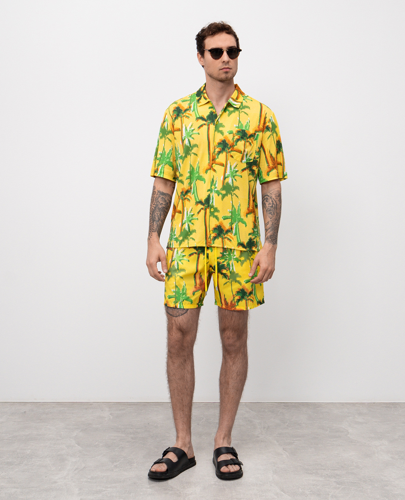 

Yellow shirt with Palms Offset print Vilebrequin