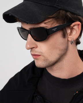 Balenciaga Black glasses with a logo 794345T0039