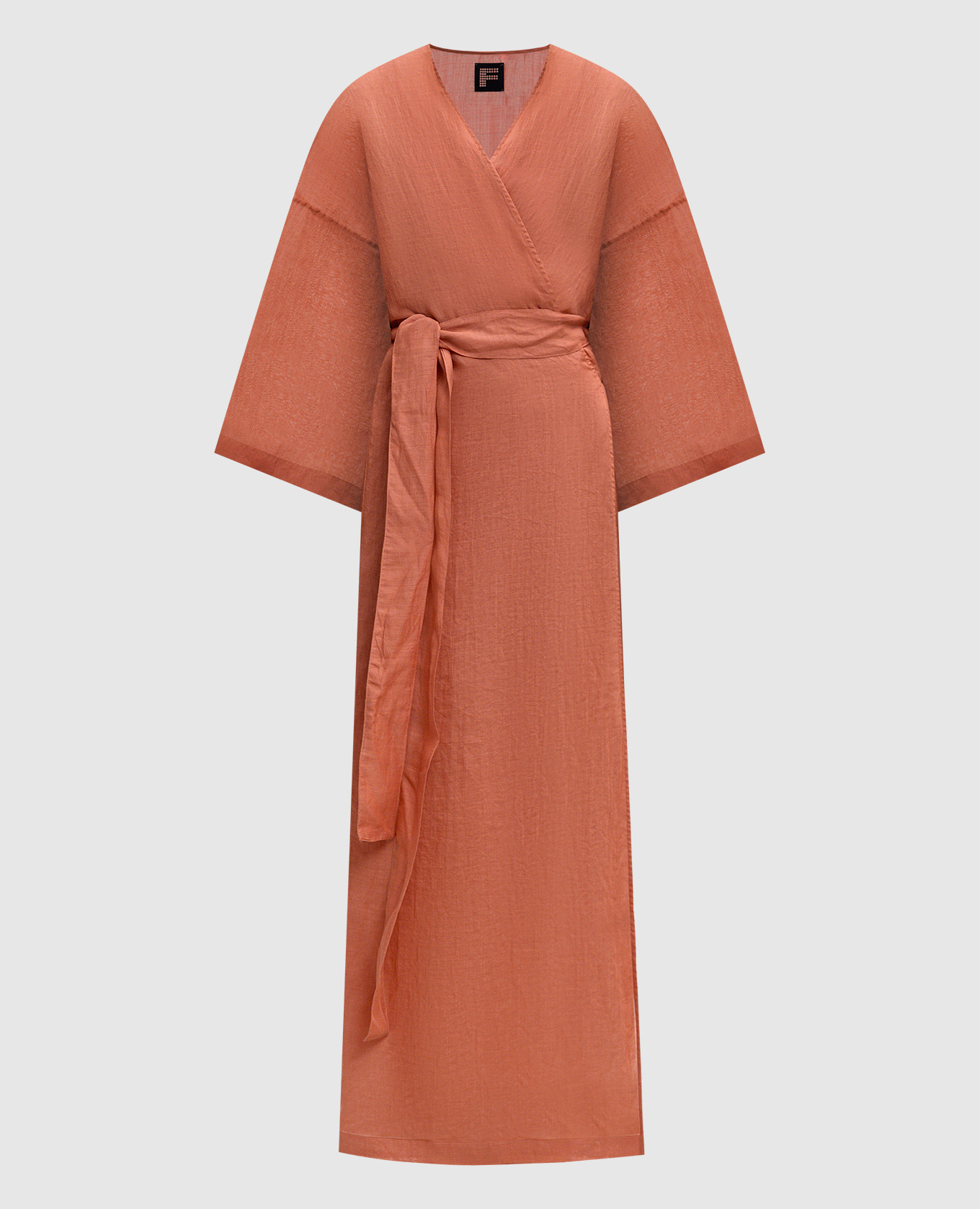 

Pink kimono with a frame Fisico