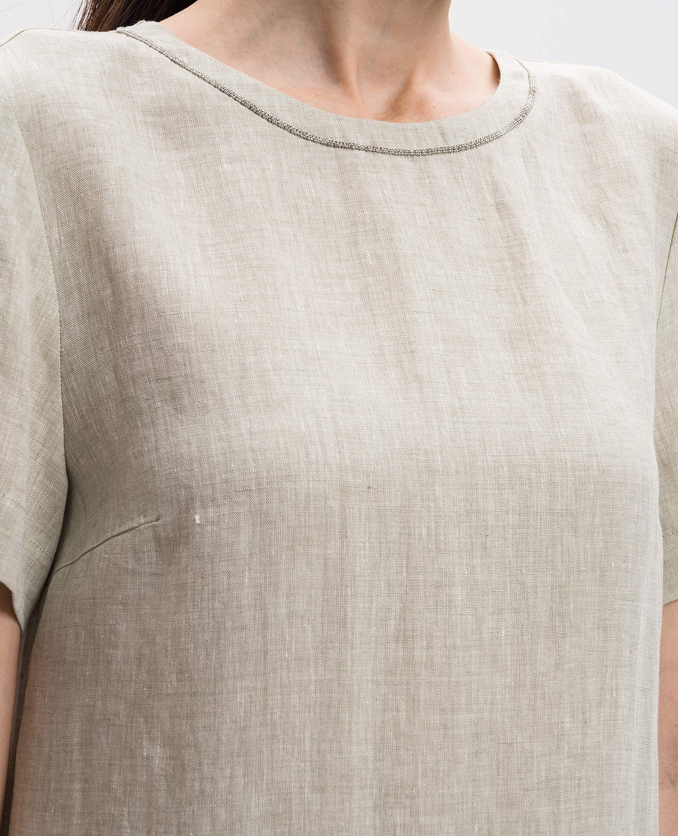 Green linen dress with monil chain Peserico 5