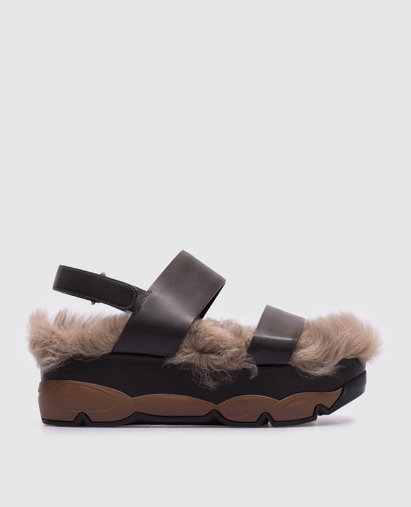 Black leather sandals on fur brunello cucinelli