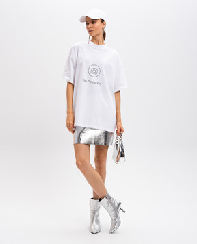 Vetements White t-shirt with a print UA66TR730W