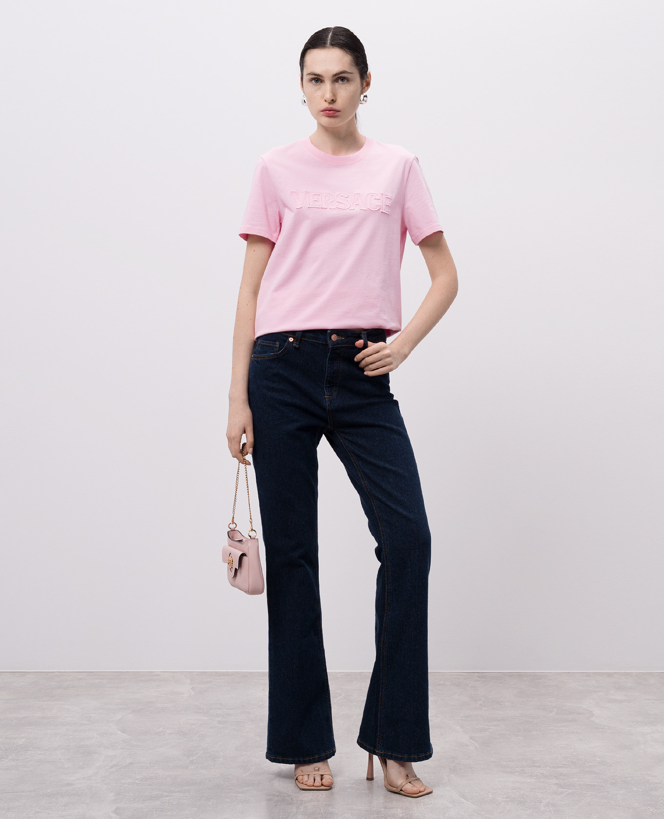 

Pink T-shirt with logo patch Versace