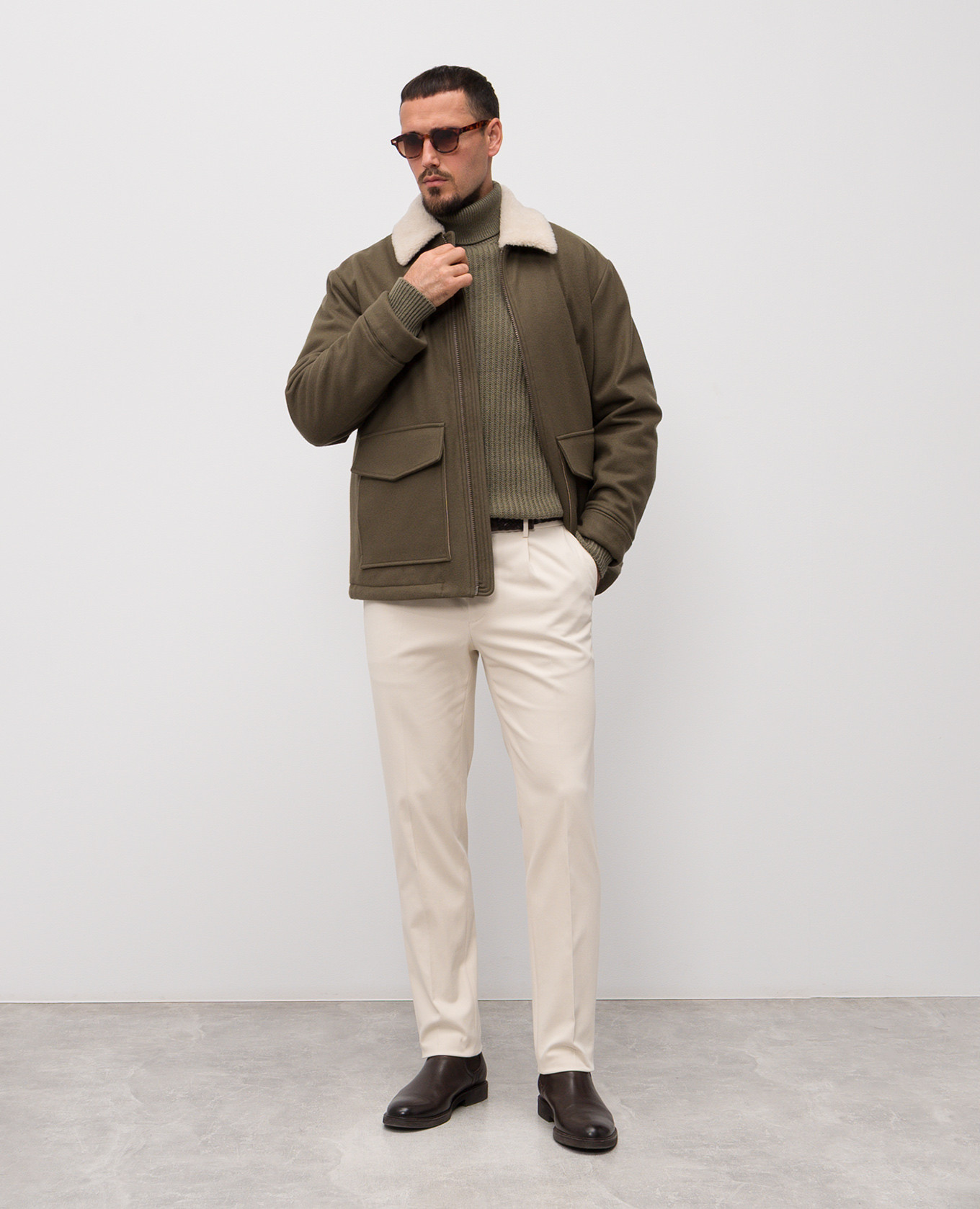 

Khaki cashmere sweater Peserico