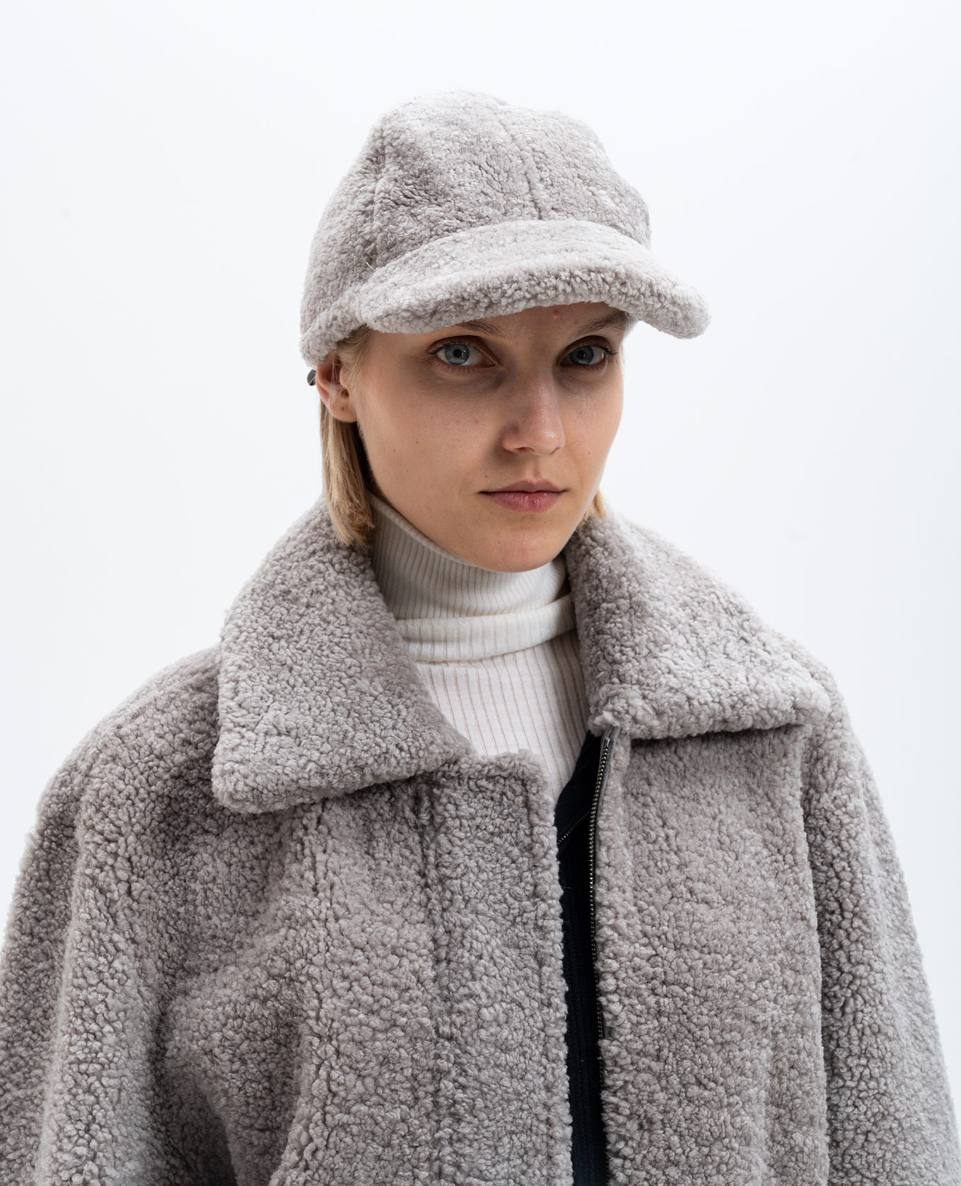 Gray shirling cap Simonetta Ravizza 2