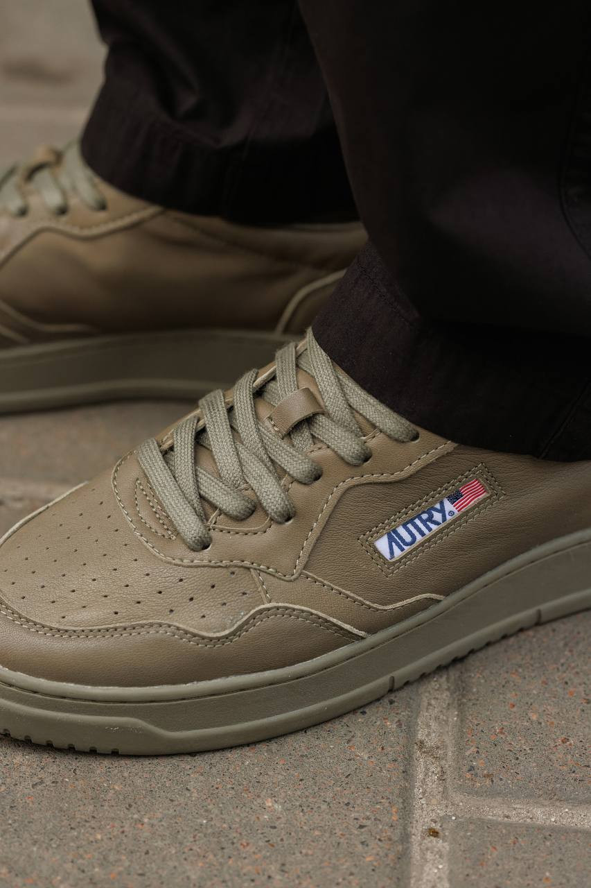

MEDALIST leather sneakers in khaki color AUTRY