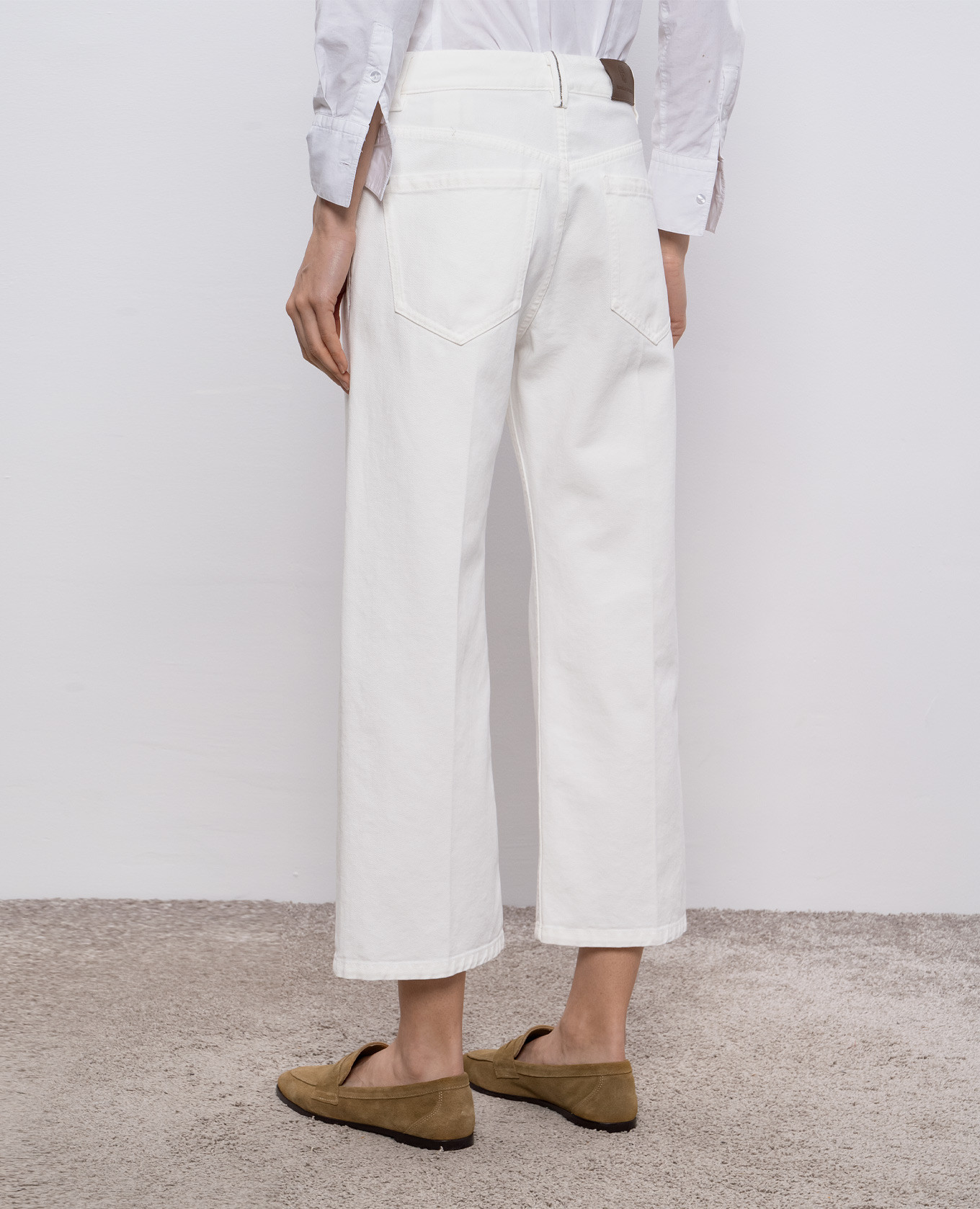 White jeans with leather logo patch Brunello Cucinelli 4