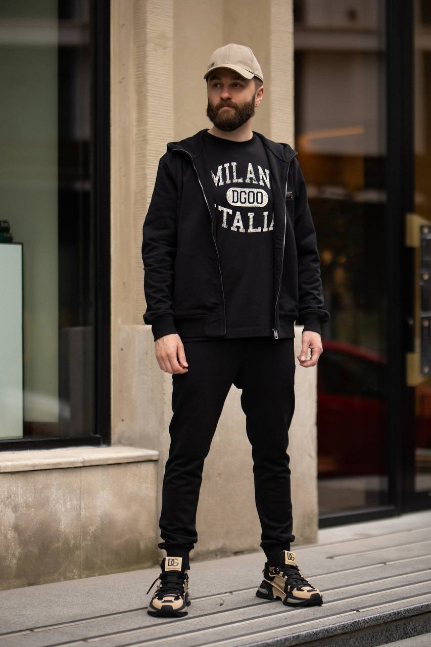 

Black joggers with metallic logo Dolce&Gabbana