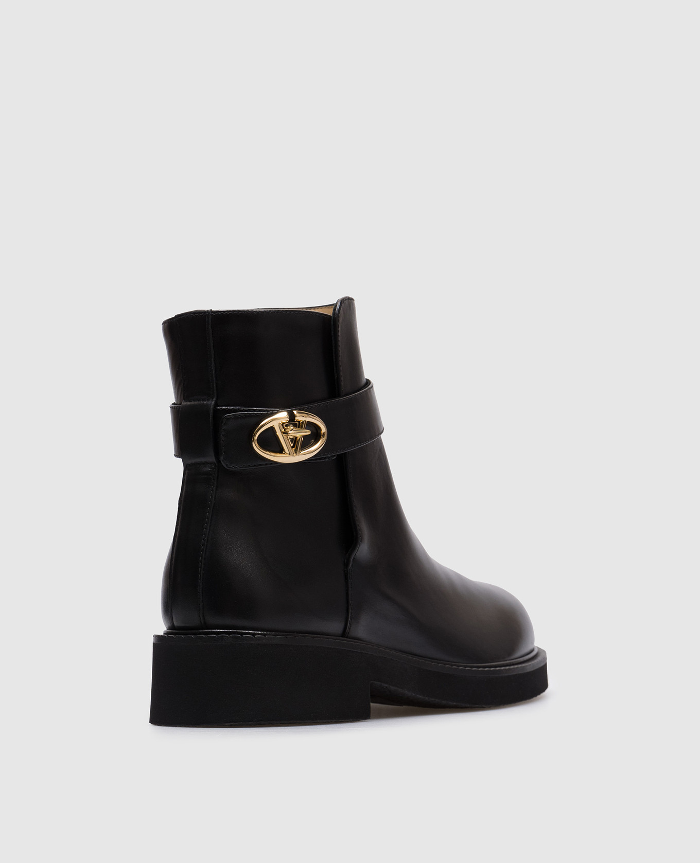 

Black leather boots with Vlogo logo Valentino
