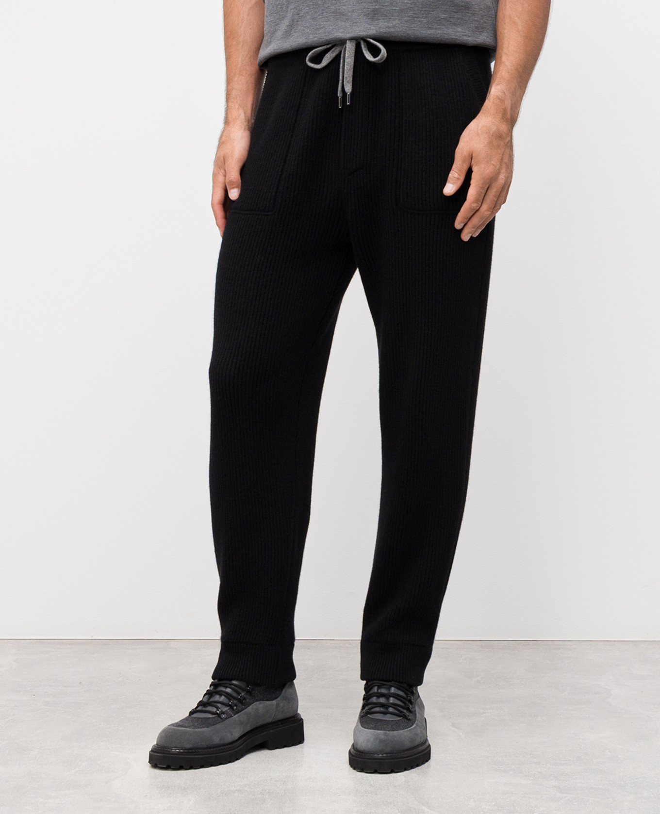 

Black cashmere joggers Brunello Cucinelli