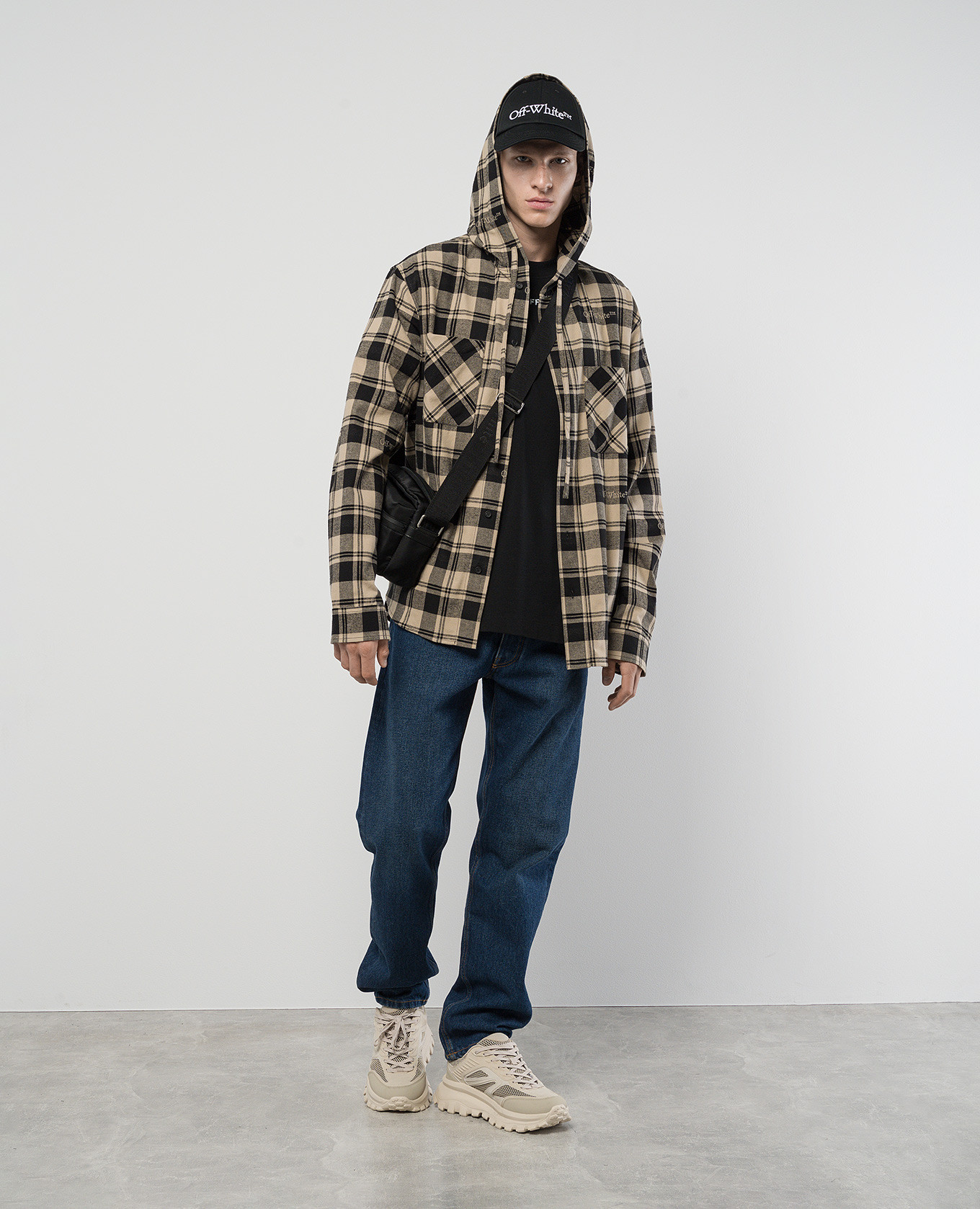 Blue jeans with logo patch Off-White 2