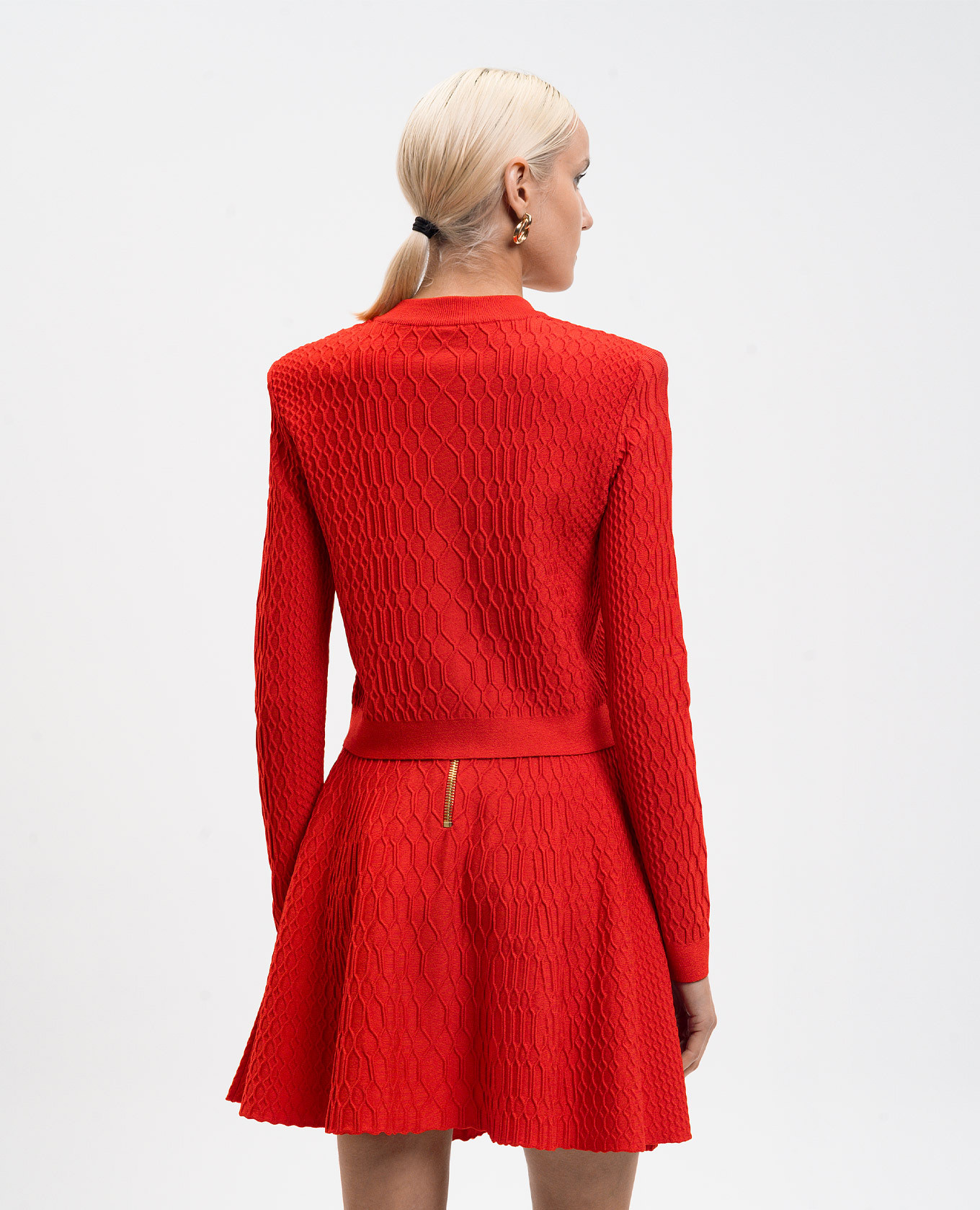Red cardigan with textured pattern Balmain 4