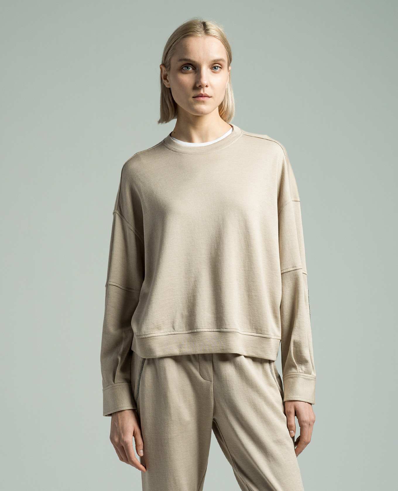 Beige sweatshirt with silk and monil chain Brunello Cucinelli 3