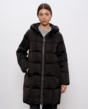 Peserico Black quilted down jacket with monil chain S2410506104