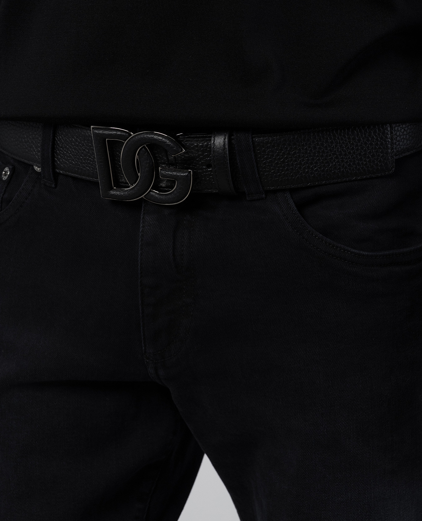 

Black leather strap with embossed DG logo Dolce&Gabbana
