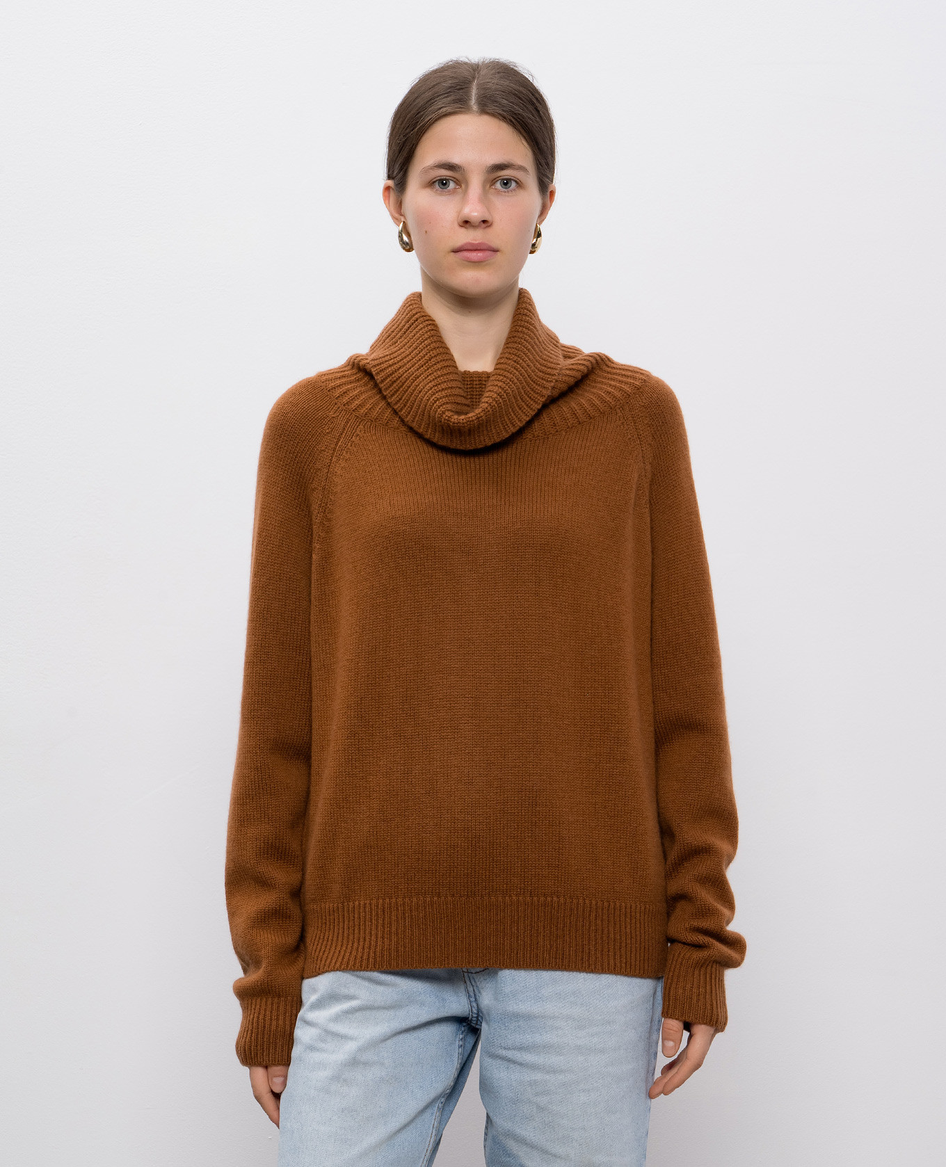 

Brown cashmere and wool sweater Allude