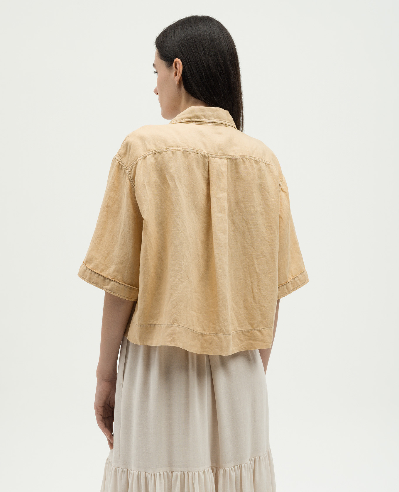 Yellow cropped linen shirt with monil chain Brunello Cucinelli 3