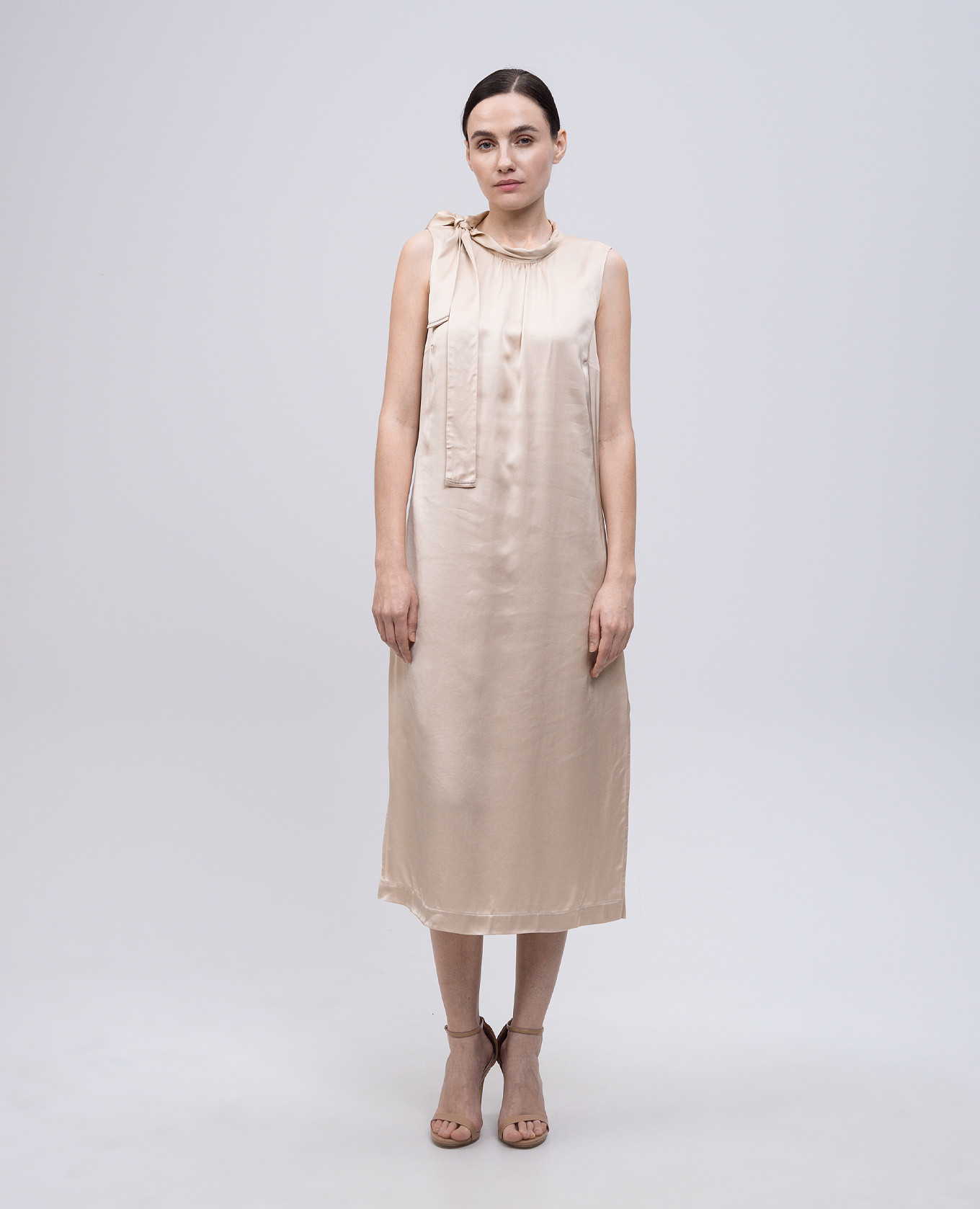 

Beige midi dress with monil chain Peserico