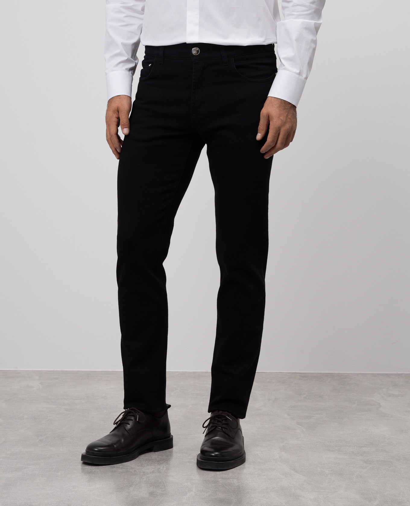 

Black jeans with logo patch Cashmere&Whiskey
