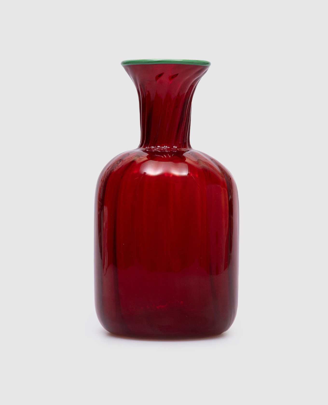 

Red decanter made of Murano glass La DoubleJ