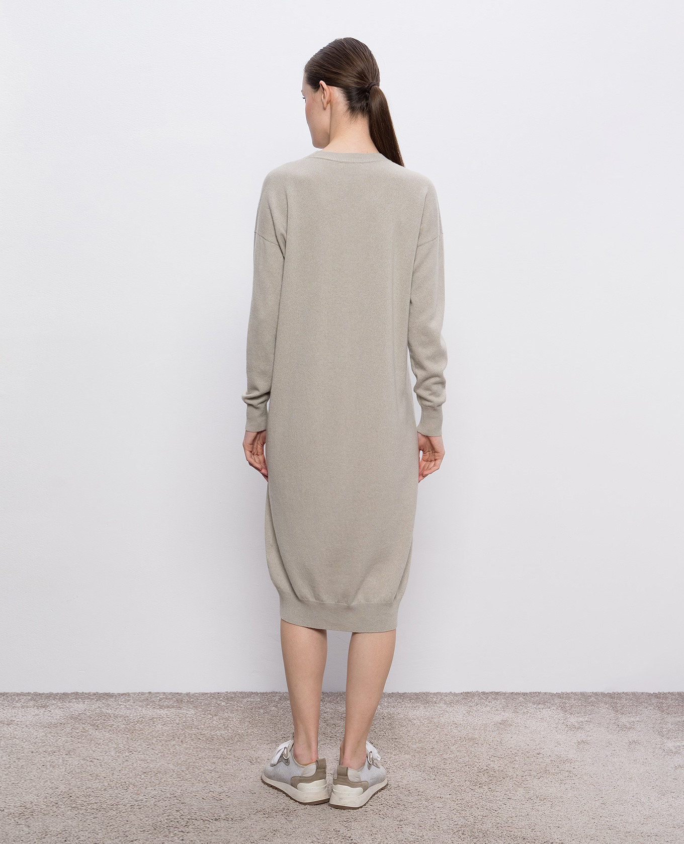 

Green midi dress made of wool, silk and cashmere Peserico