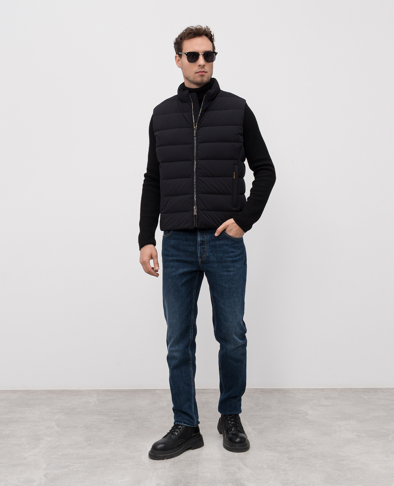 

Oliver blue down vest MooRER