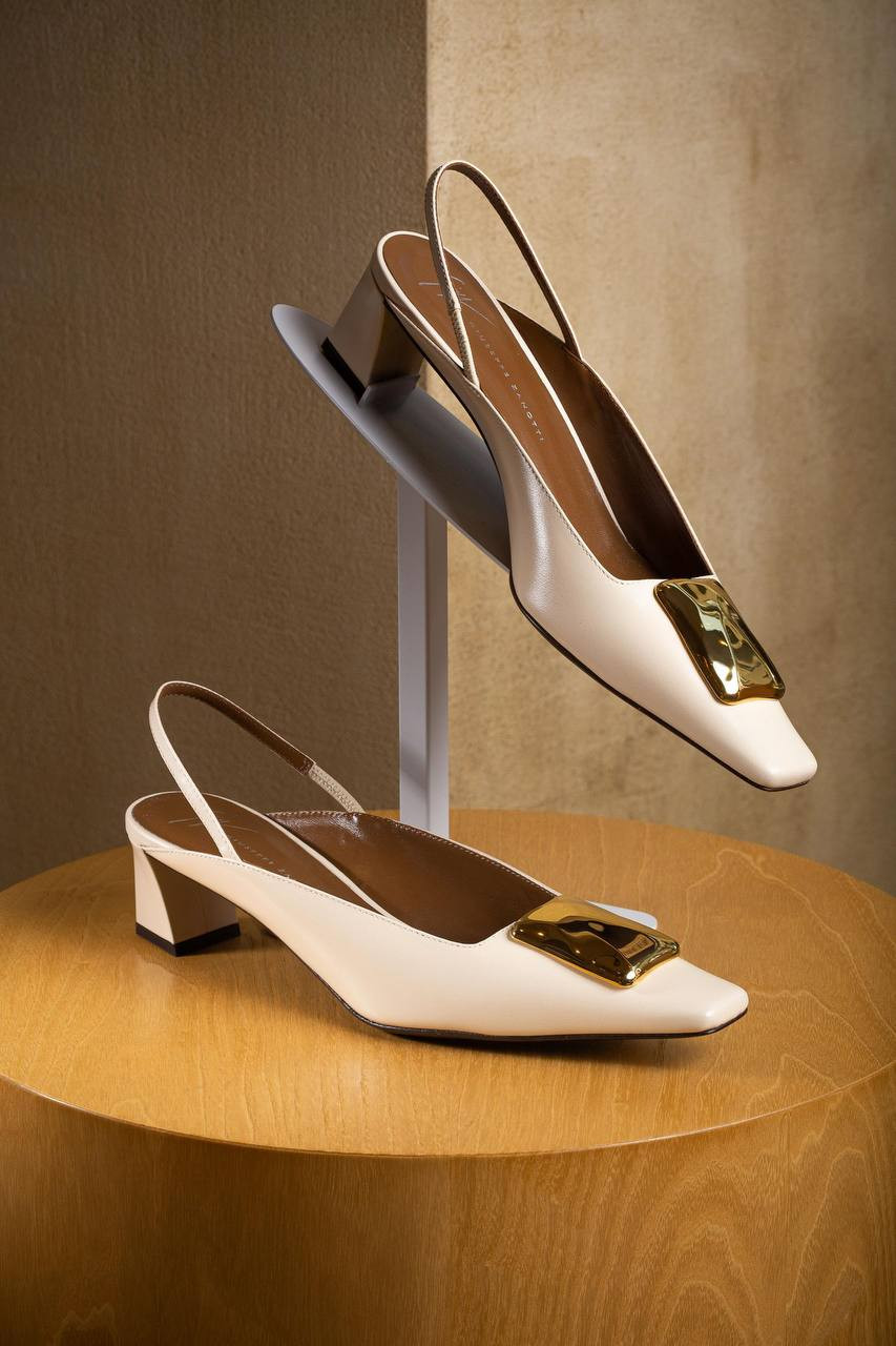 

Brenda beige leather slingbacks Giuseppe Zanotti