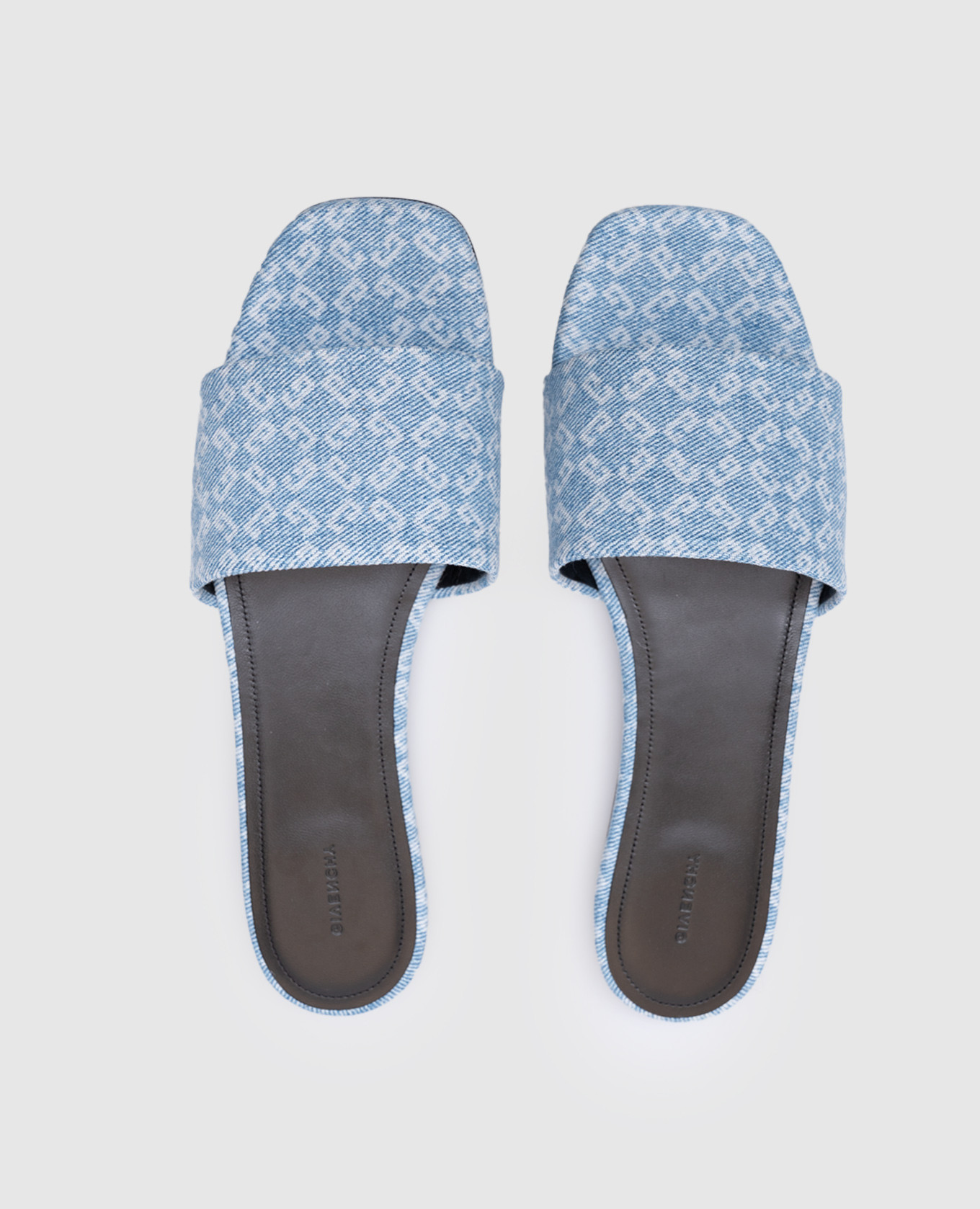 Blue flip-flops with monogram logo Givenchy 4