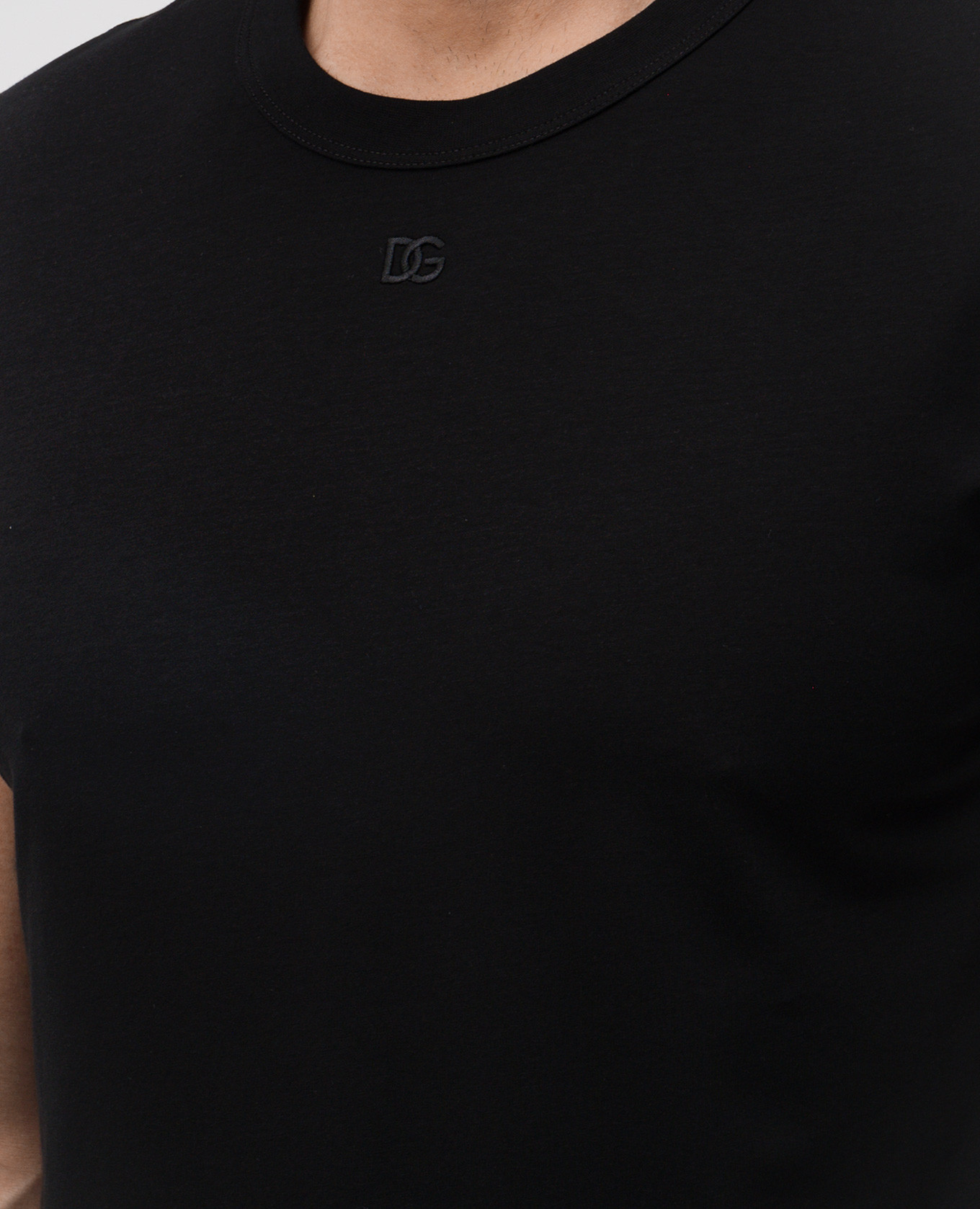 

Black T-shirt with monogram logo Dolce&Gabbana
