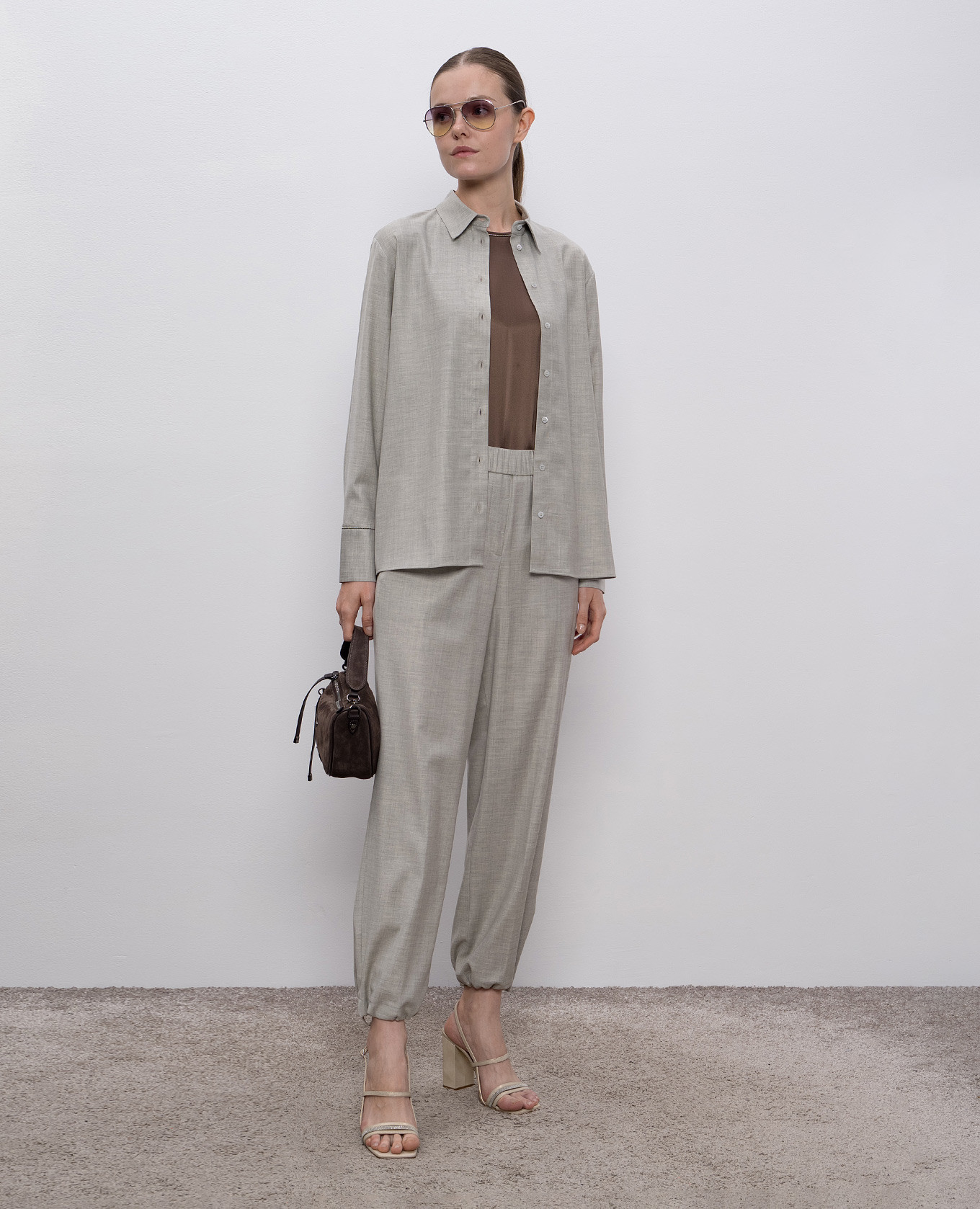 

Gray pants with wool Peserico, Grey