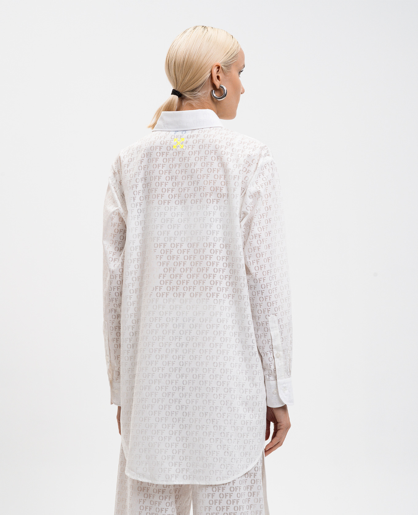 White shirt with Off logo pattern Off-White 4