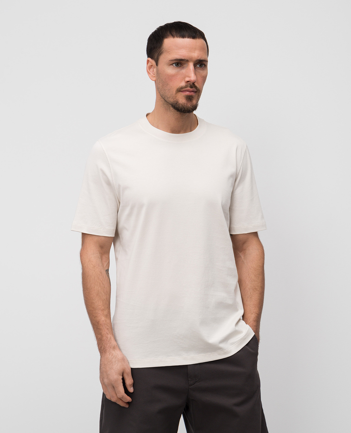 

Beige straight-cut T-shirt Brunello Cucinelli