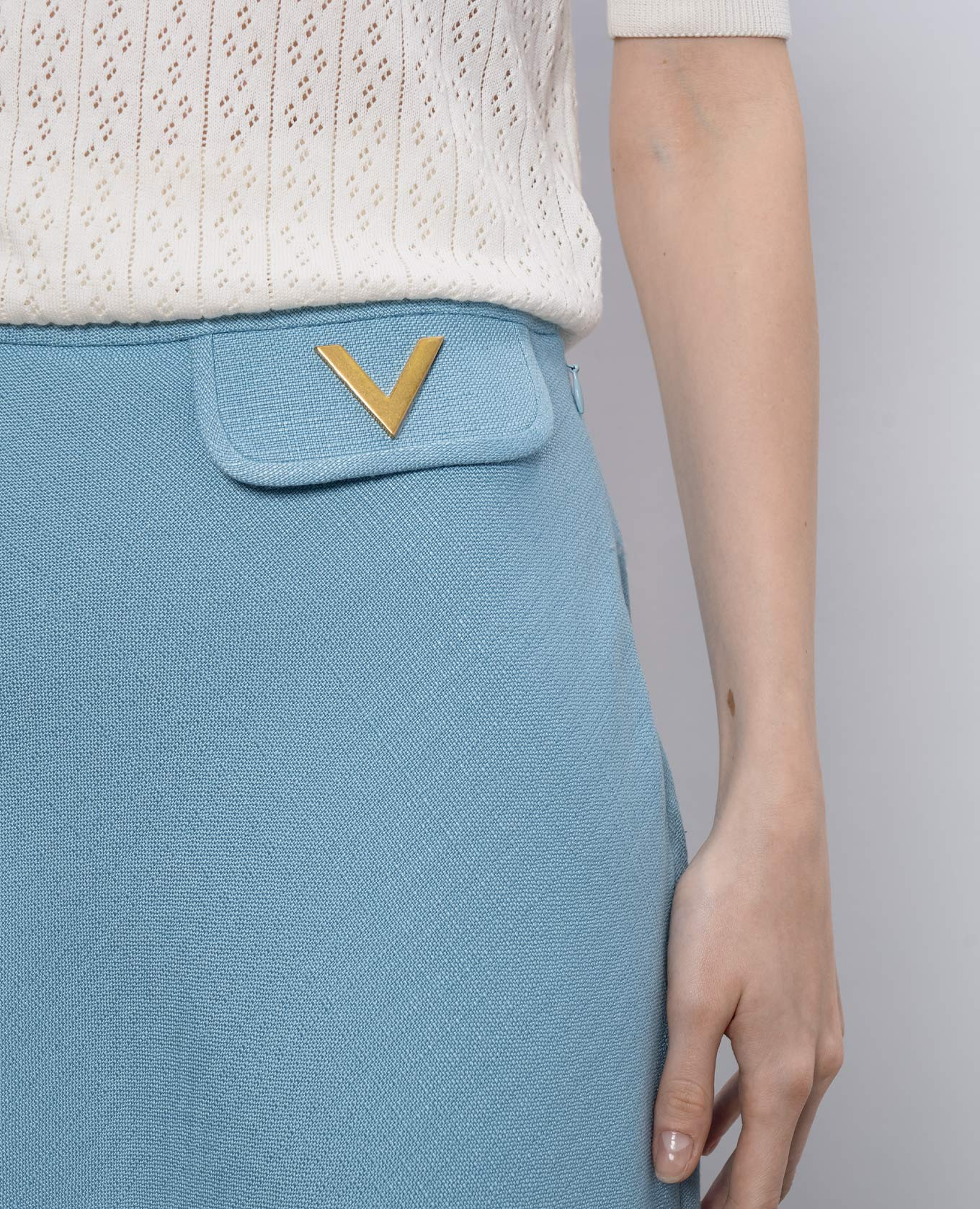 

Blue V-gold skirt Valentino, Light blue