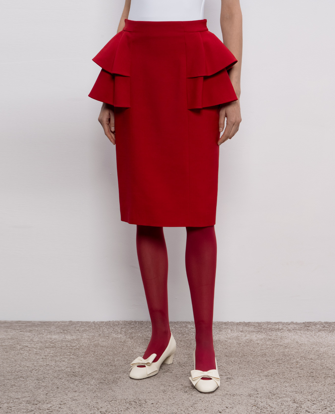 

Red wool and silk skirt with ruffles Valentino