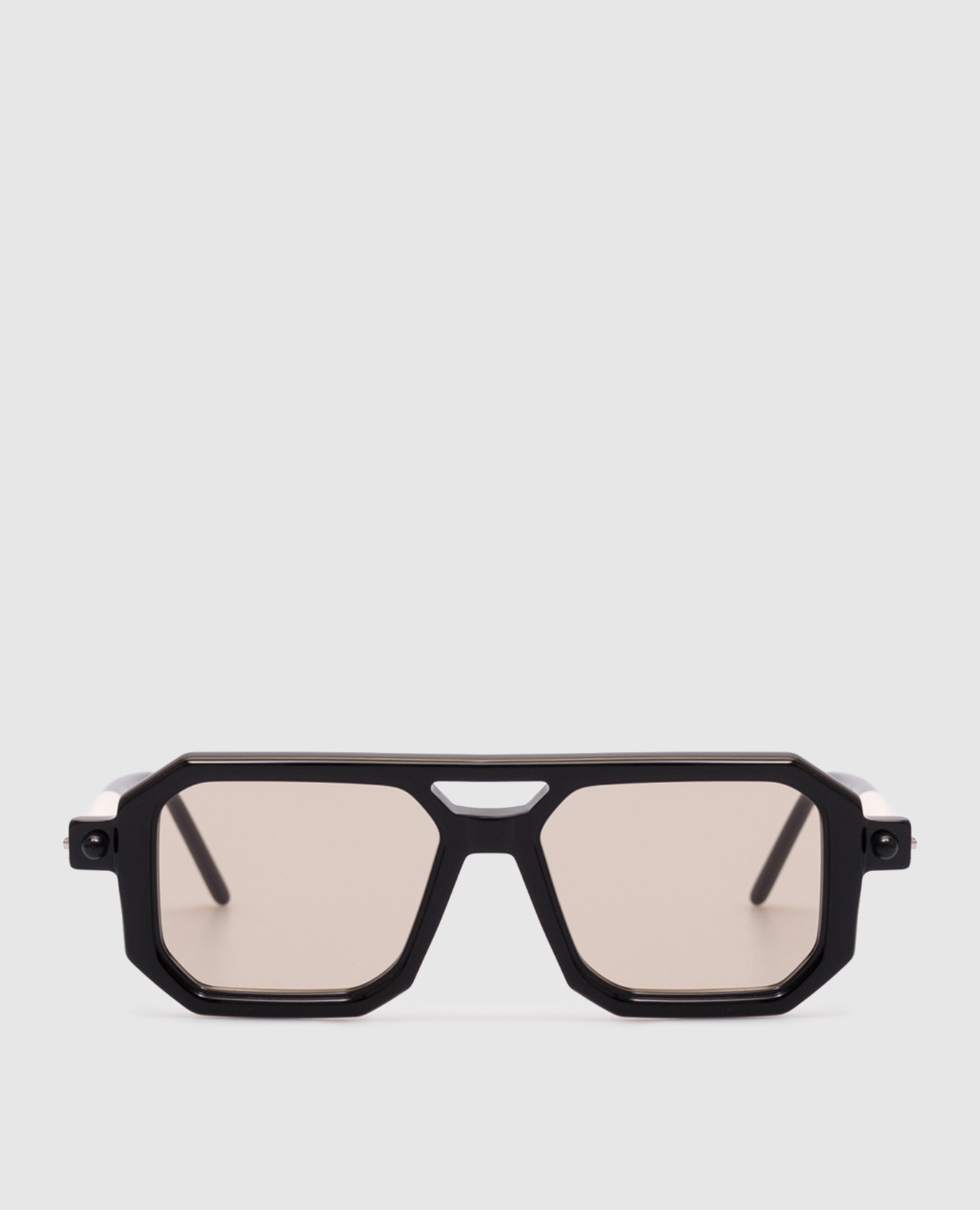 

Black sunglasses P8 Kuboraum