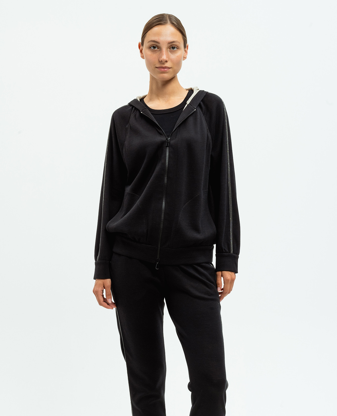 Black sports jacket with monil chain Brunello Cucinelli 3