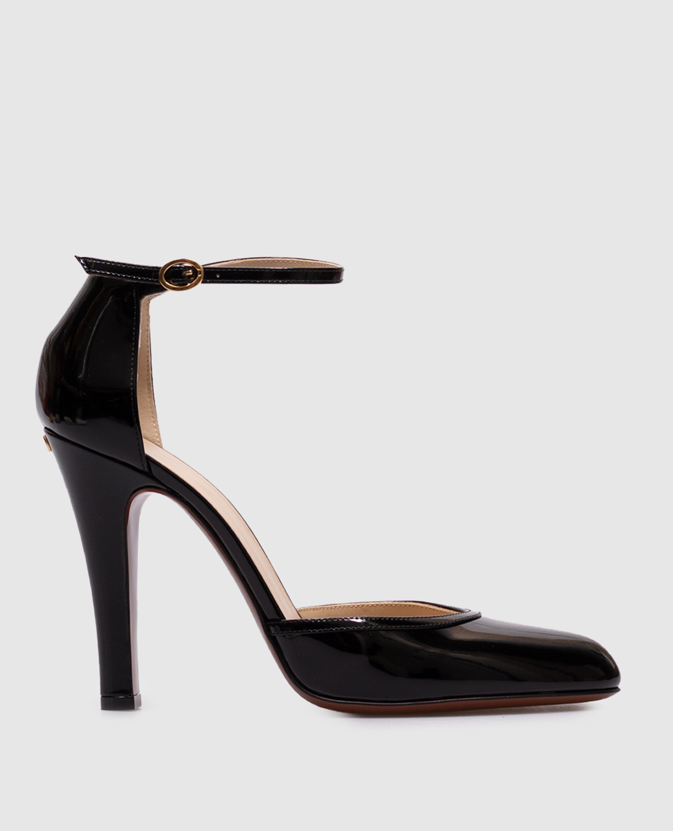 Black leather glossy shoes with emblem Valentino