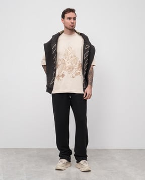 Off-White Black sweatpants with Arrow logo print OMCH054S25FLE004