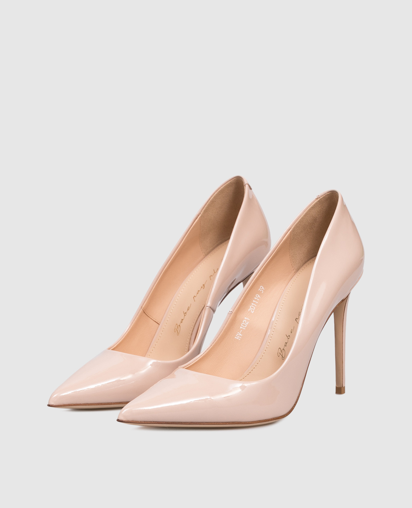 

Beige patent leather shoes Babe Pay Pls