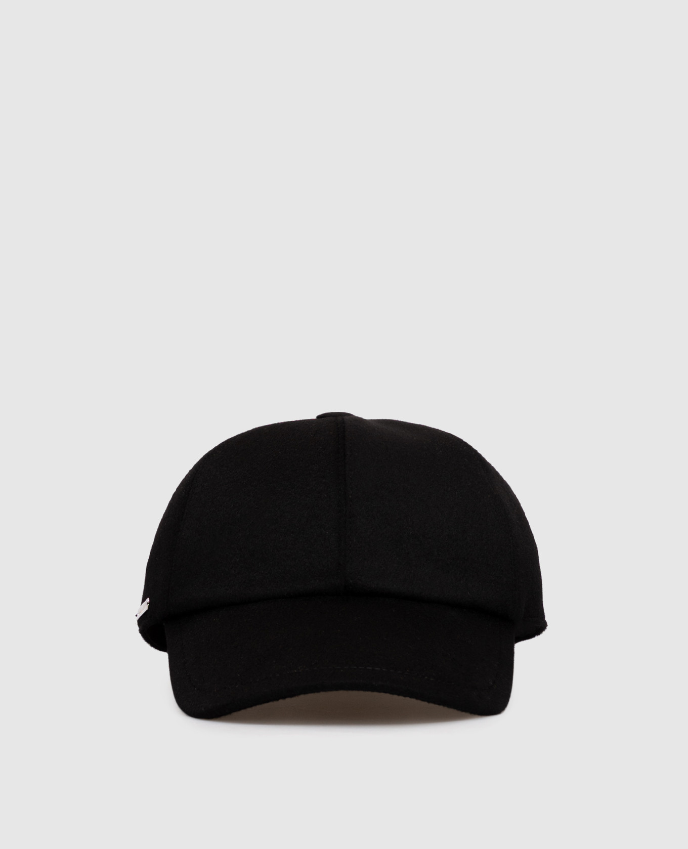 

Black cashmere cap Enrico Mandelli